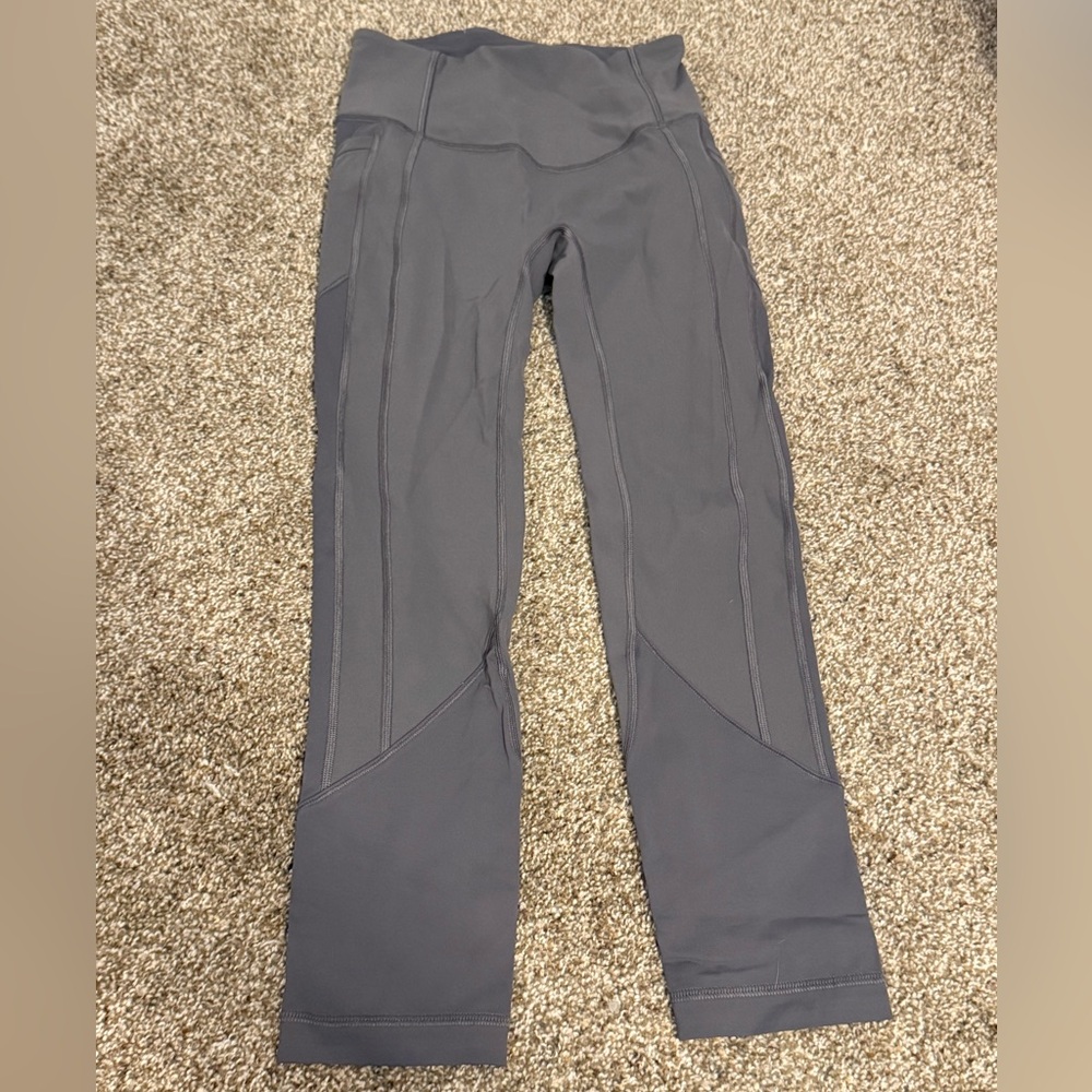 Lululemon crop leggings